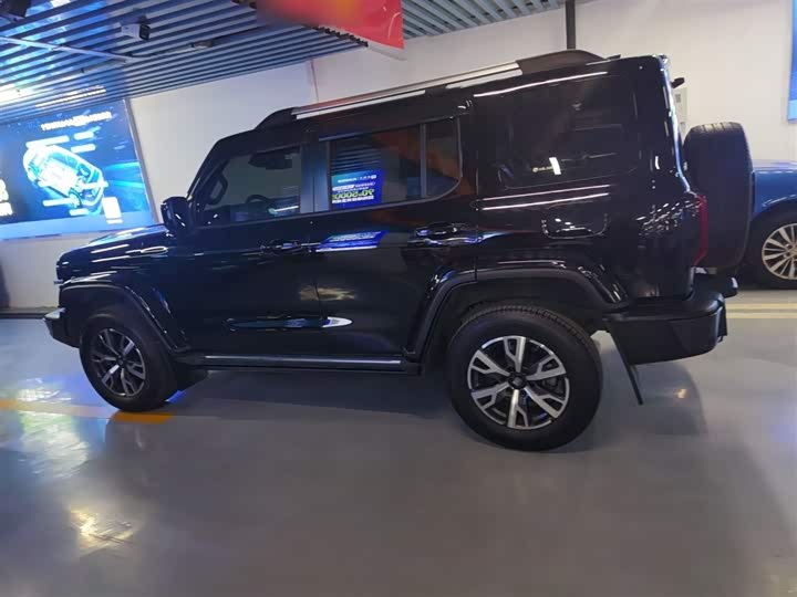 Фото 5 - Tank 300