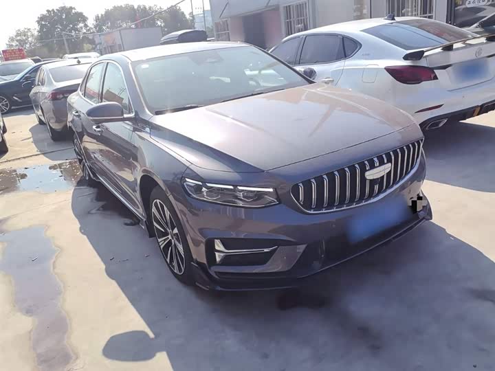 Фото 4 - Geely Preface