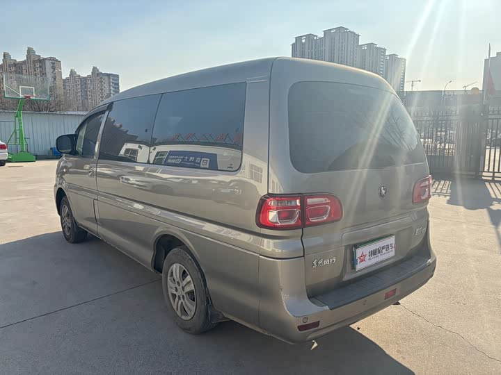 Фото 6 - Dongfeng Forthing Lingzhi M5