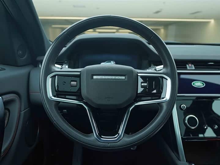 Фото 19 - Land Rover Discovery Sport