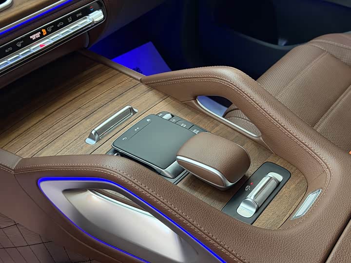 Фото 10 - Mercedes-Benz GLS-Class