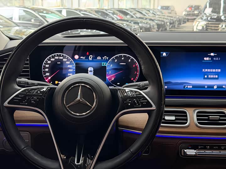 Фото 13 - Mercedes-Benz GLS-Class