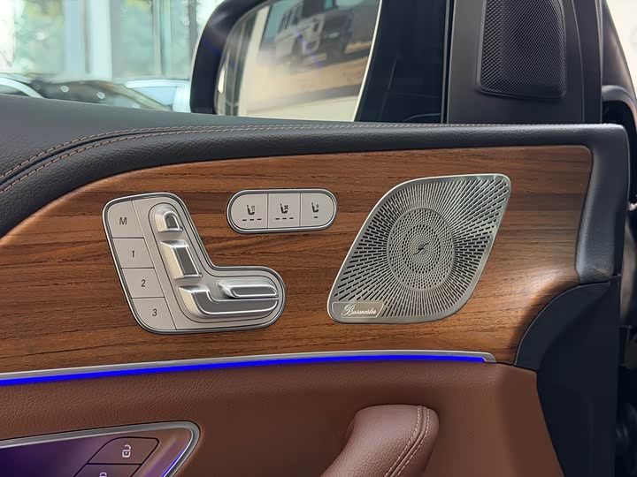 Фото 9 - Mercedes-Benz GLS-Class