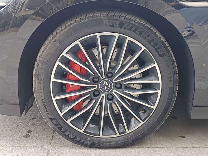 Фото 10 - BYD Han