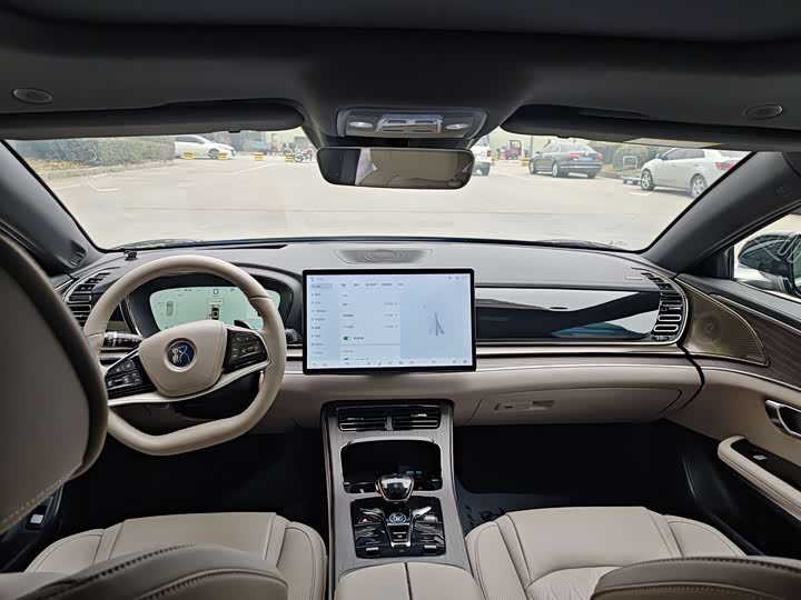 Фото 17 - BYD Han