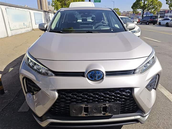 Фото 3 - Toyota Wildlander Hybrid