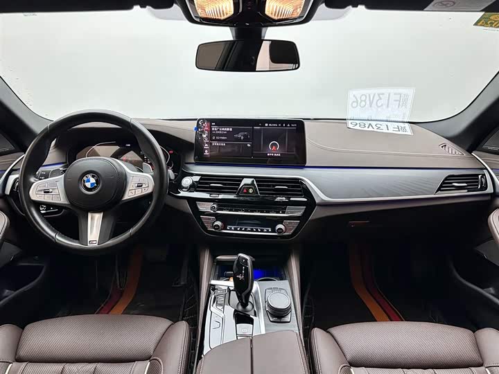 Фото 10 - BMW 5 Series