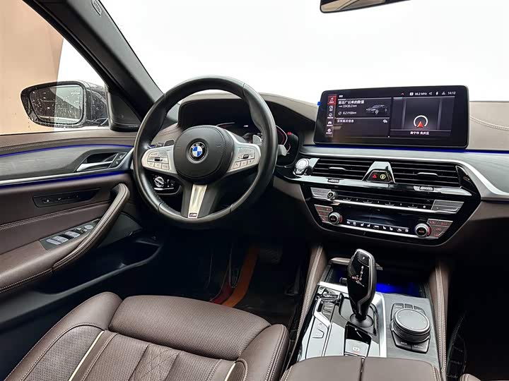 Фото 11 - BMW 5 Series