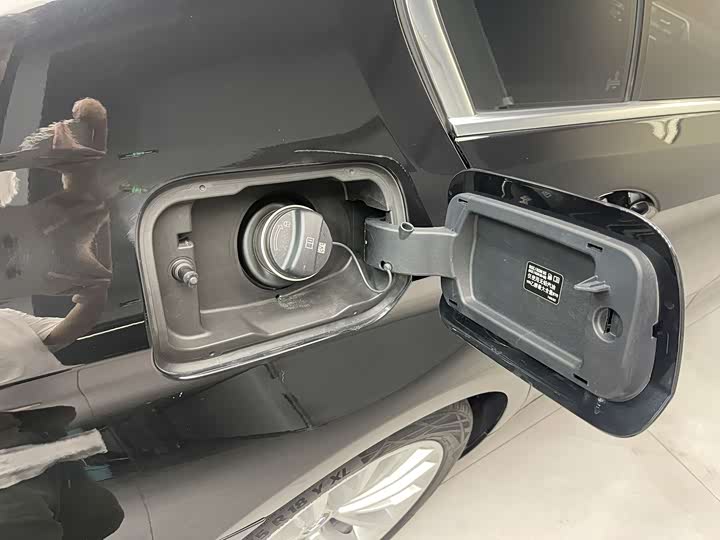 Фото 18 - BMW 5 Series Hybrid