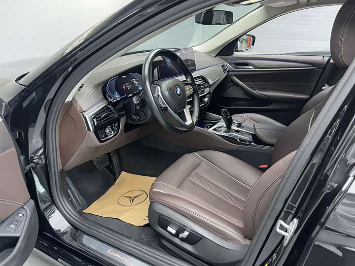 Фото 31 - BMW 5 Series Hybrid