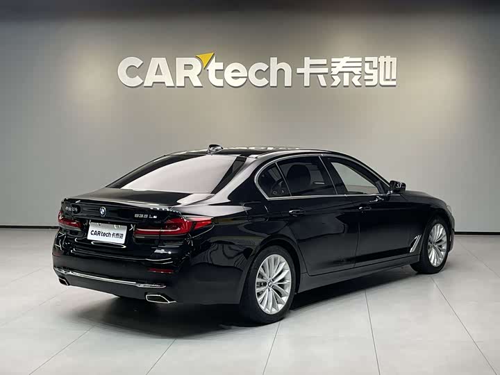 Фото 5 - BMW 5 Series Hybrid