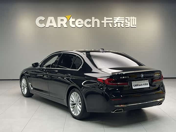 Фото 8 - BMW 5 Series Hybrid
