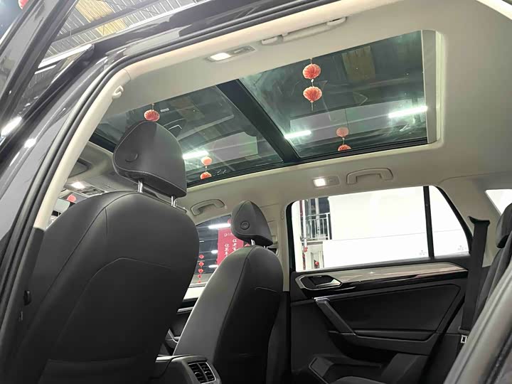 Фото 10 - Volkswagen Tayron