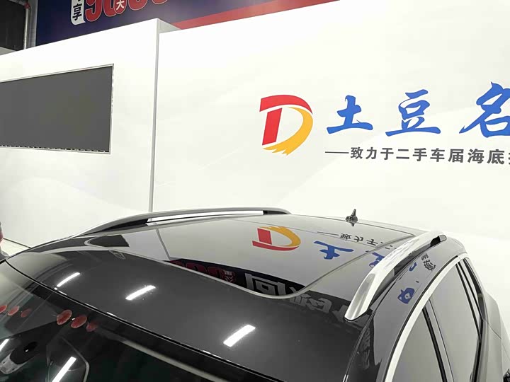 Фото 13 - Volkswagen Tayron