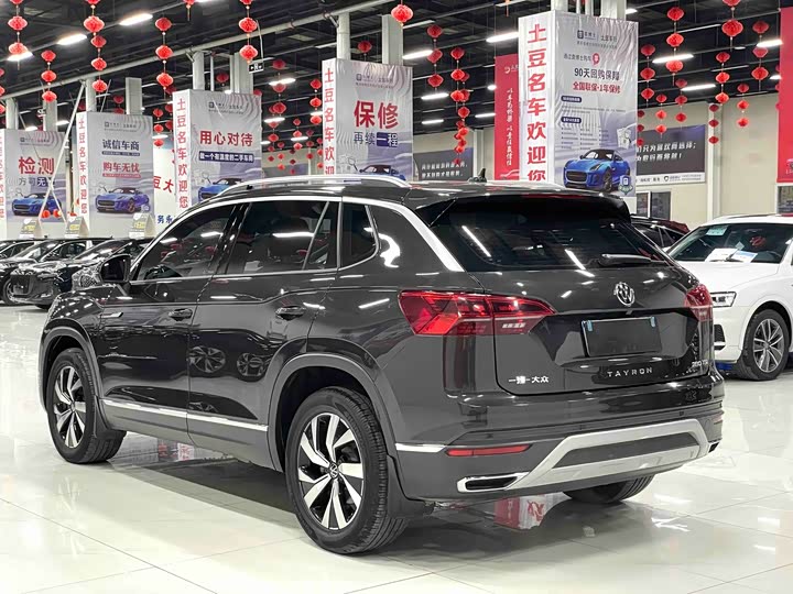 Фото 15 - Volkswagen Tayron