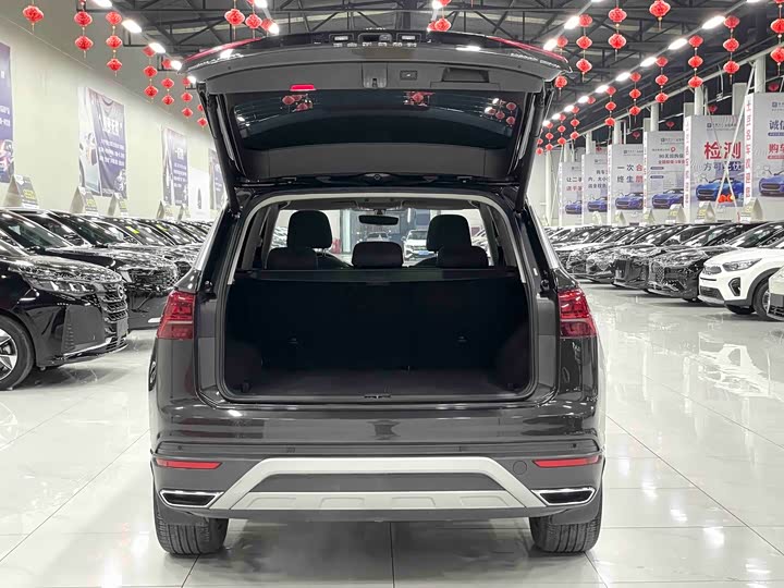 Фото 18 - Volkswagen Tayron