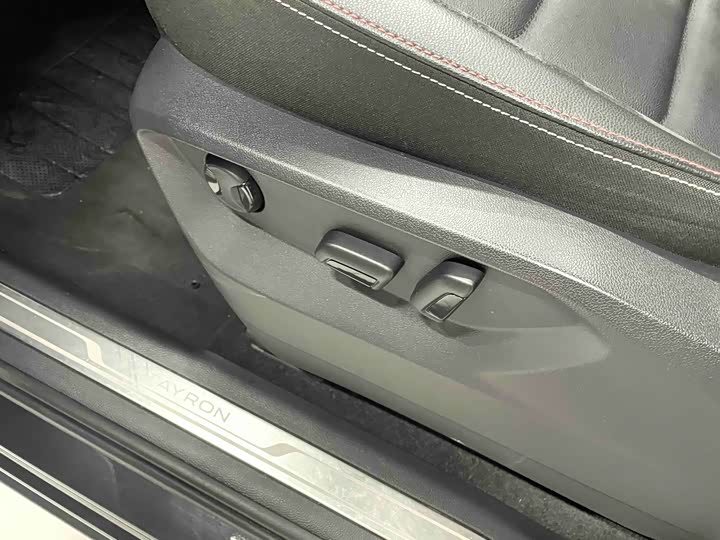 Фото 7 - Volkswagen Tayron