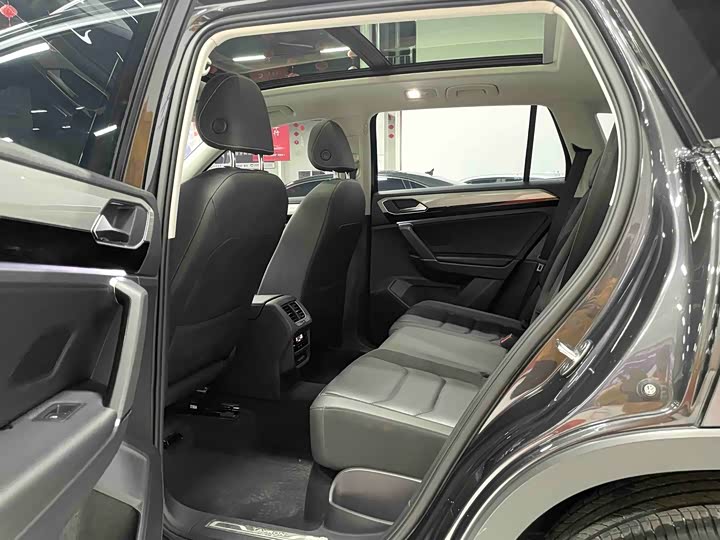 Фото 9 - Volkswagen Tayron