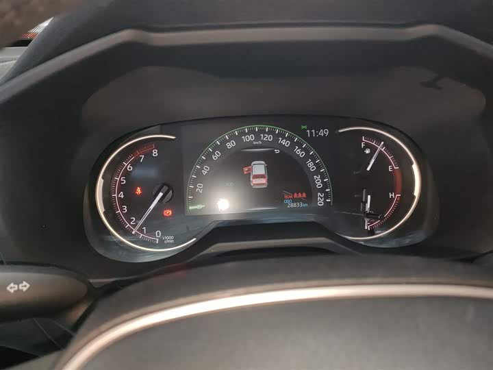 Фото 12 - Toyota RAV4