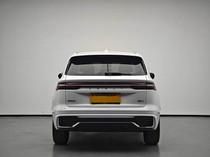 Фото 7 - Geely Monjaro