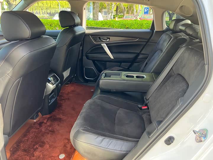 Фото 13 - Honda Avancier