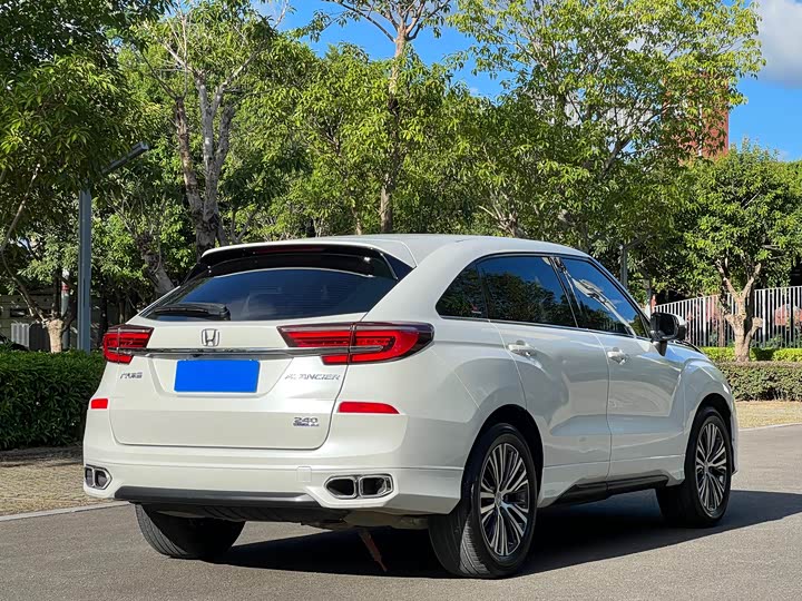 Фото 24 - Honda Avancier