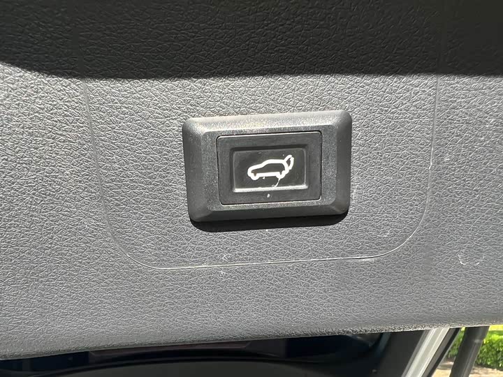 Фото 8 - Honda Avancier