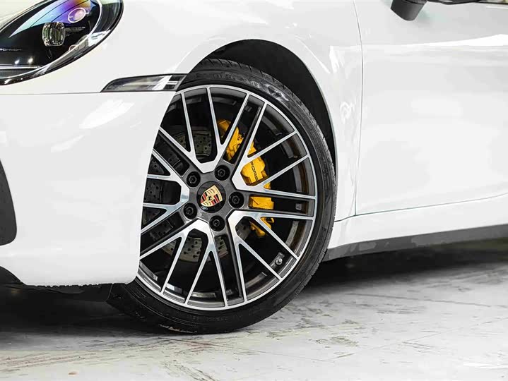 Фото 5 - Porsche 911