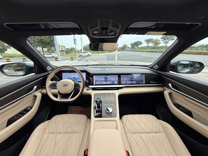 Фото 5 - Geely Monjaro