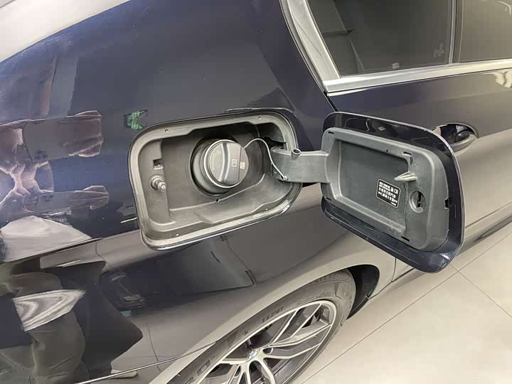 Фото 12 - BMW 5 Series Hybrid