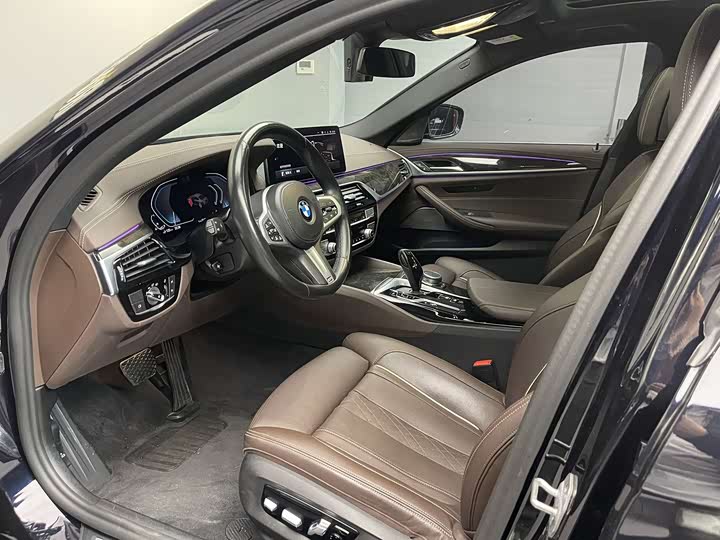 Фото 24 - BMW 5 Series Hybrid