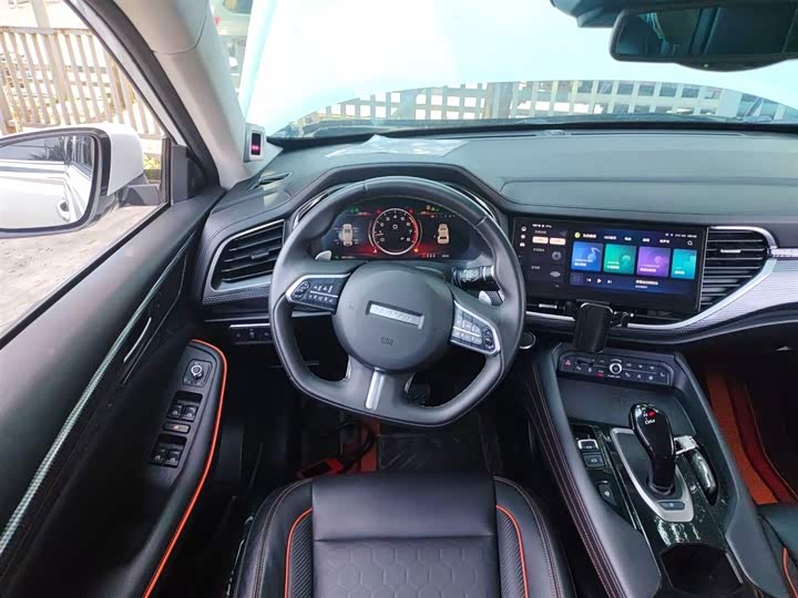 Фото 11 - Haval F7