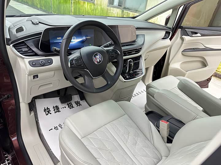 Фото 7 - Buick GL8 ES