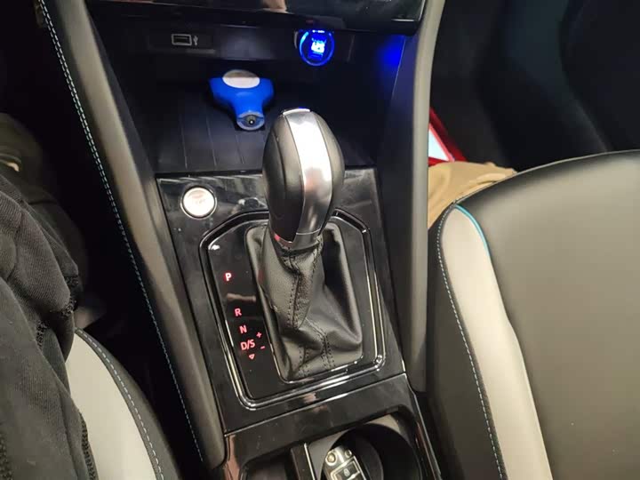 Фото 14 - Jetta VS5