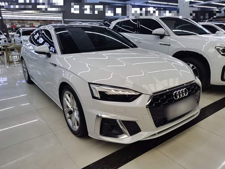 Фото 4 - Audi A5