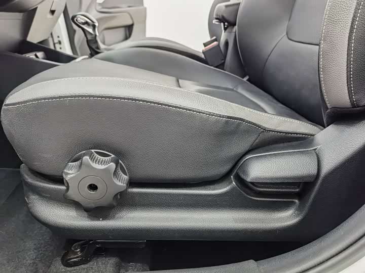 Фото 16 - Kia KX1