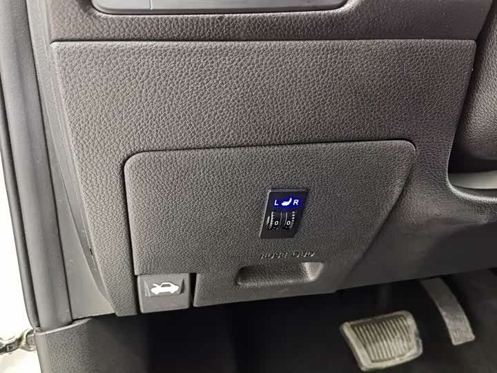 Фото 18 - Kia KX1