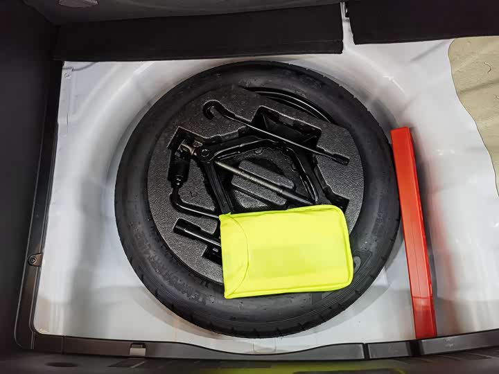 Фото 28 - Kia KX1