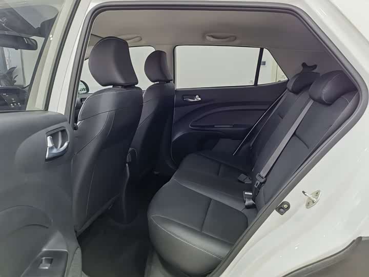 Фото 5 - Kia KX1