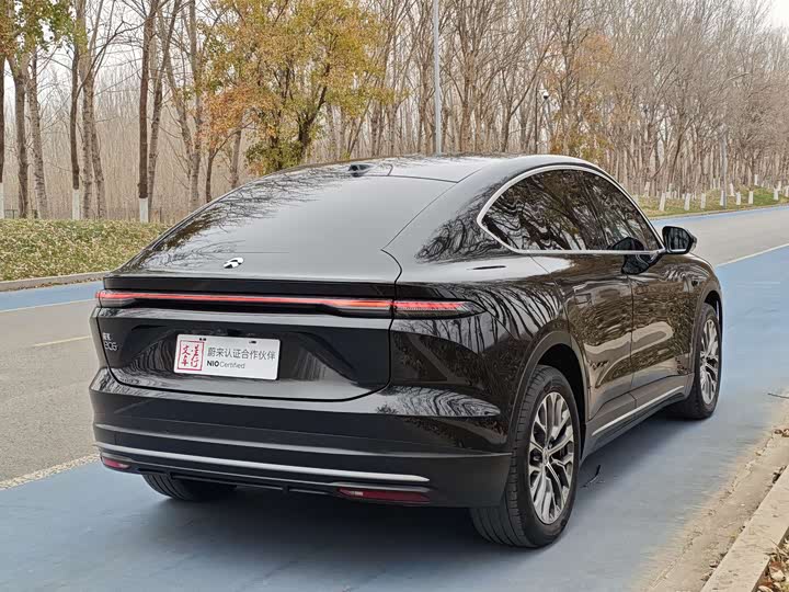 Фото 6 - Nio EC6