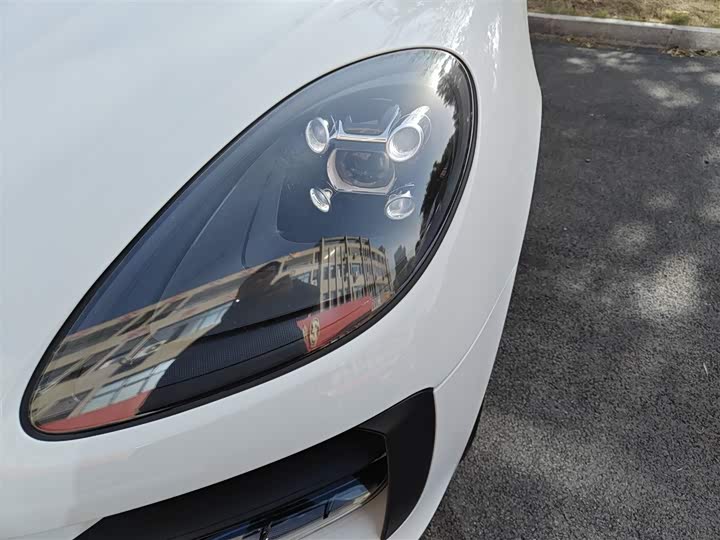 Фото 15 - Porsche Macan