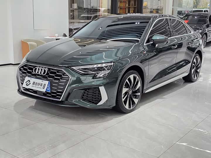 Фото 1 - Audi A3