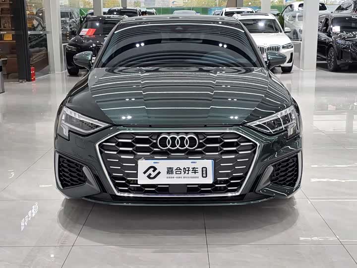 Фото 2 - Audi A3