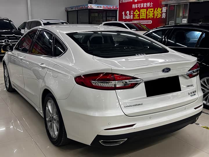 Фото 6 - Ford Mondeo