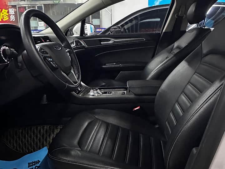 Фото 8 - Ford Mondeo