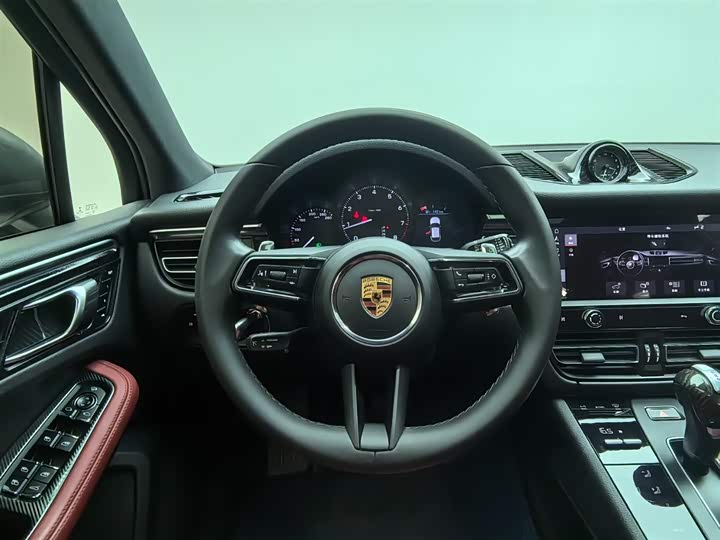 Фото 30 - Porsche Macan
