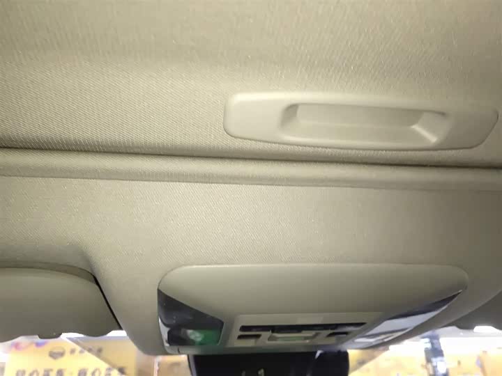 Фото 18 - Toyota RAV4