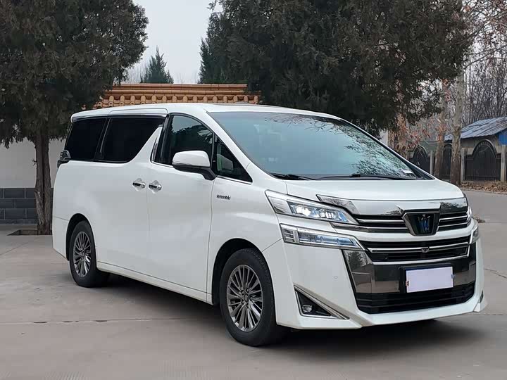 Фото 2 - Toyota Vellfire