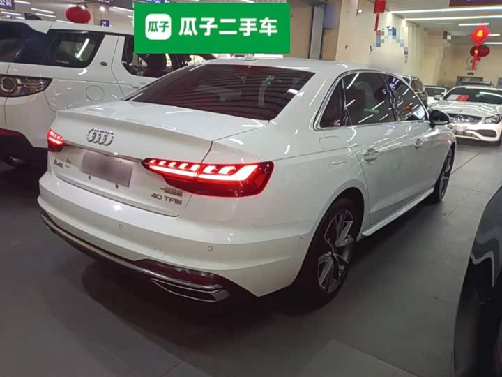 Фото 7 - Audi A4L