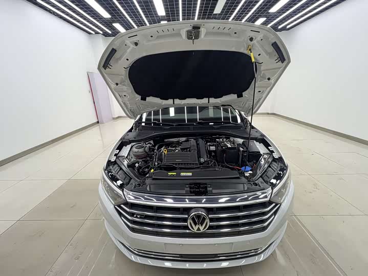 Фото 7 - Volkswagen Sagitar L